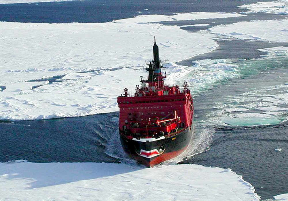 Arktinen neuvosto jäissä