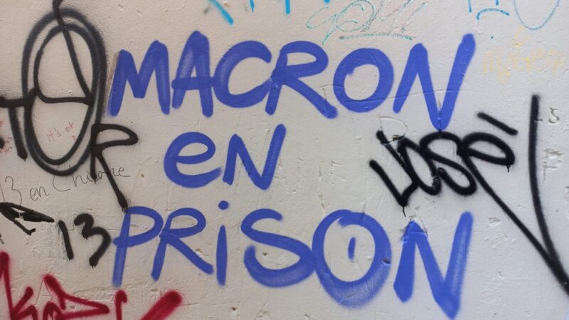 Miljoonat mielenosoittajat täyttivät kadut Ranskassa