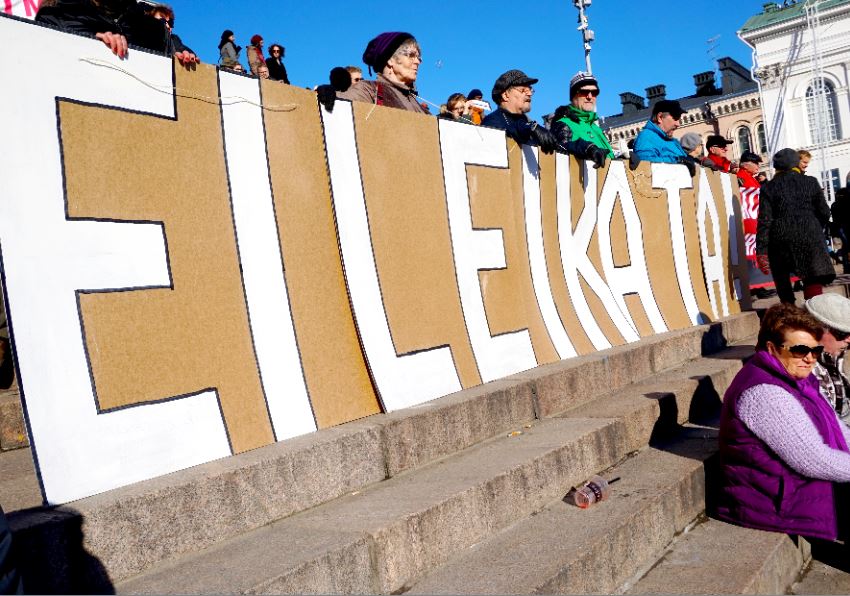 Elämmekö valehtelijain valtakunnassa?