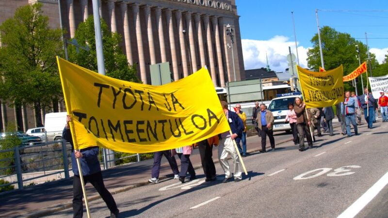 Hallitusohjelman kokonaistyöllisyysvaikutus on negatiivinen