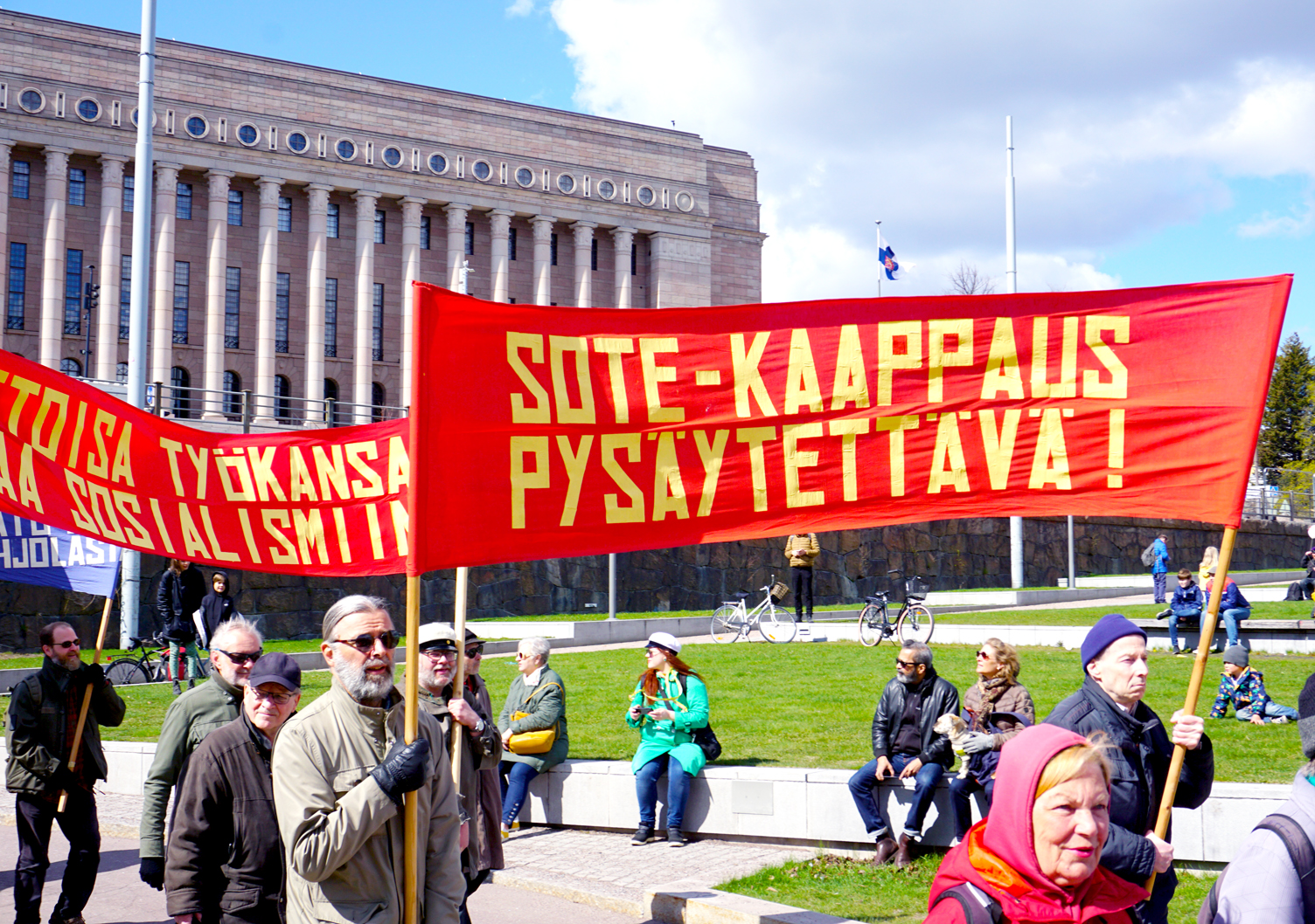 Tikittävä velkakatastrofi – huijausta vai valetta?