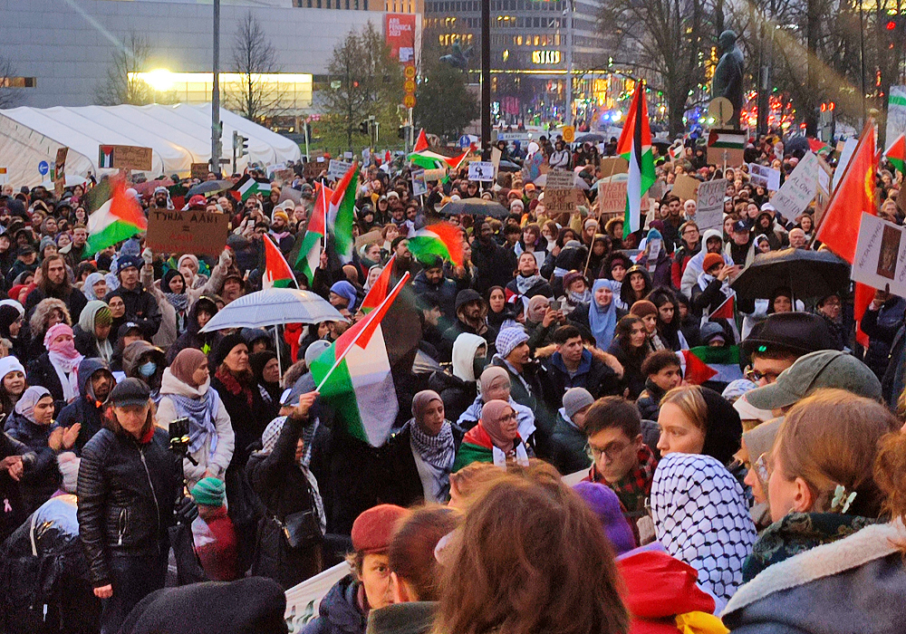 Palestiinan tukimielenosoitus keräsi Helsinkiin 3 000 osallistujaa