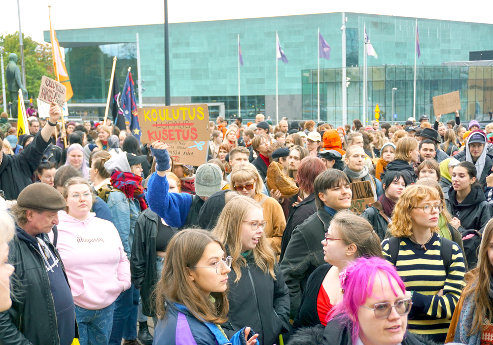 Työttömyys- ja sosiaaliturvan leikkaaminen eivät toimi työllistämiskeinoina