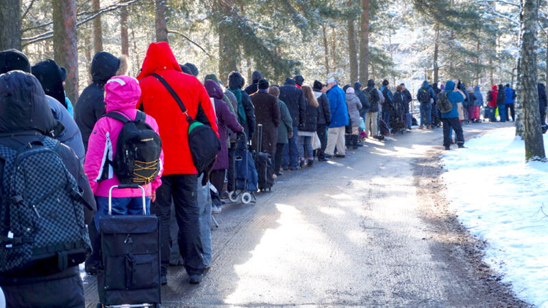 Hurstin joulujuhla. Porvariston irvokas joulukuvaelma sai taas medianäkyvyyttä