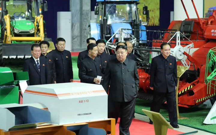 Vuoden 2023 kokemuksia analysoitiin Korean työväenpuolueen keskuskomitean täysistunnossa