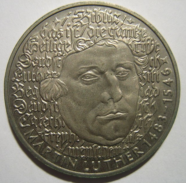 Luther ja Erasmus Rotterdamilainen – uskonnollisen kiistan marxilaista analyysiä