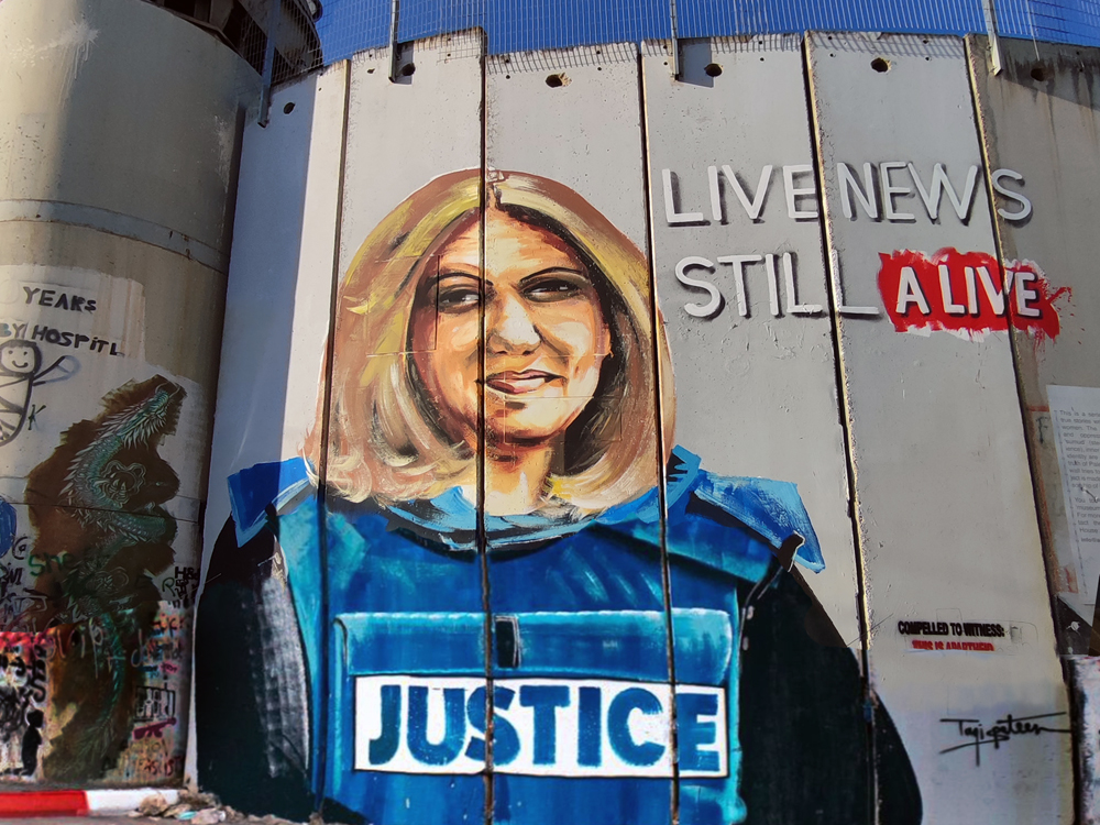 Lehdistönvapaus vaakalaudalla