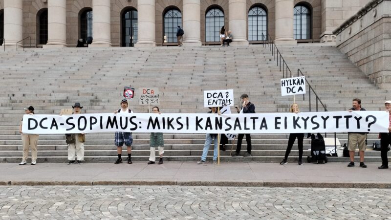 Kansanvaltainen hallitus turvaamaan rauhaa ja hyvinvointia