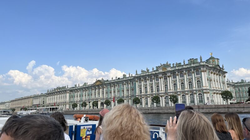 Venäjälle on nyt vaikea matkustaa – Pietarista ovat ulkomaalaiset turistit kadonneet kokonaan