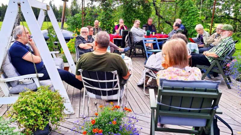 Miten lähestyä tekoälyä marxilaisesta näkökulmasta?