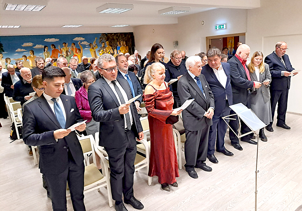 Kallio-Vallilan Venäjä-seura täytti 80 vuotta: Venäjän ystävät juhlivat vihan ilmapiiristä piittaamatta