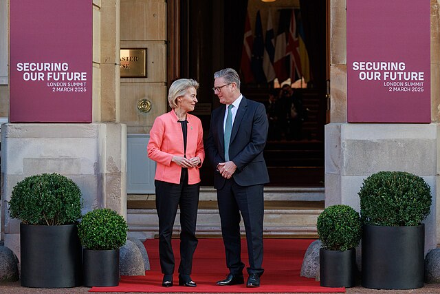 Trump – pyhimys vai peijooni? Ja EU:ko sotaan Eurooppaa vastaan?