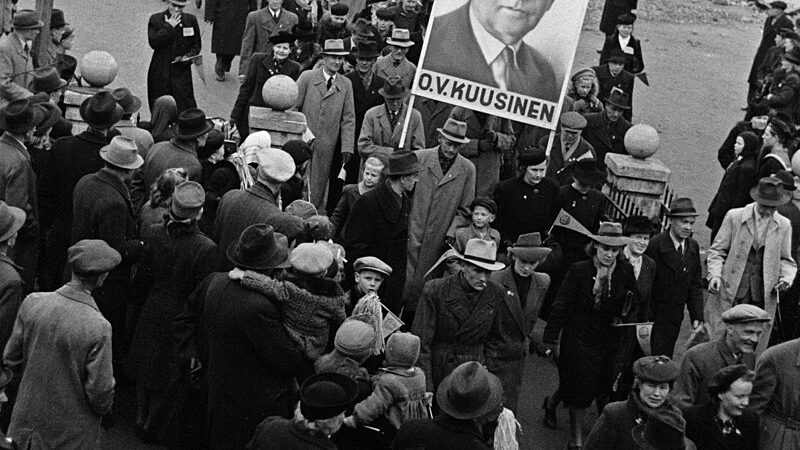 Vampyyritanssiaisten loppu? Pääoman kriisi ja Neuvostoliiton varoitus