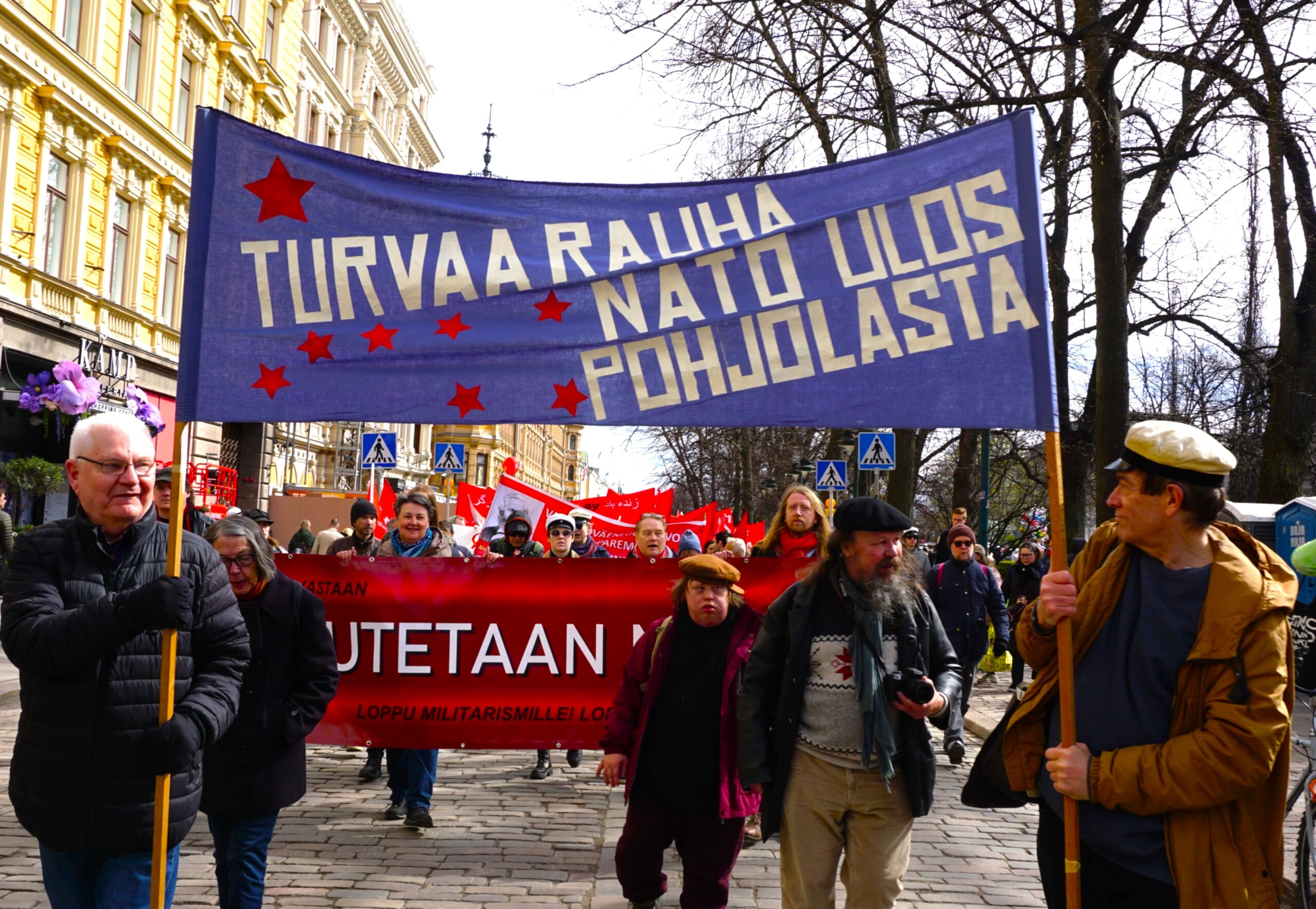 Hallitus salaa kantaansa ydinaseista