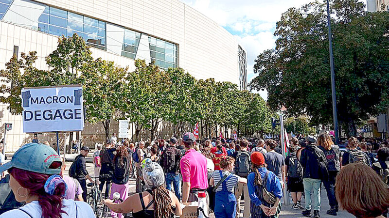 Ranskan yhteiskunnallinen romahdustila pahenee