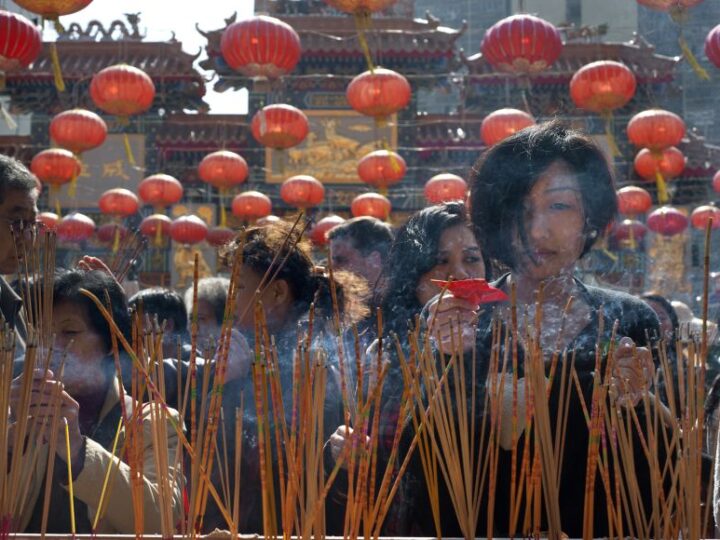 Taivas kansan silmin – Kiinan tuhatvuotinen tie ilman jumalia