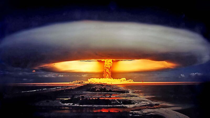 Ydinsotaa on turha selitellä ajopuuteorialla