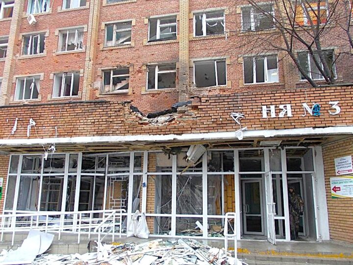 Matka tuntemattomaan – sodan ja kurjuuden Donetsk